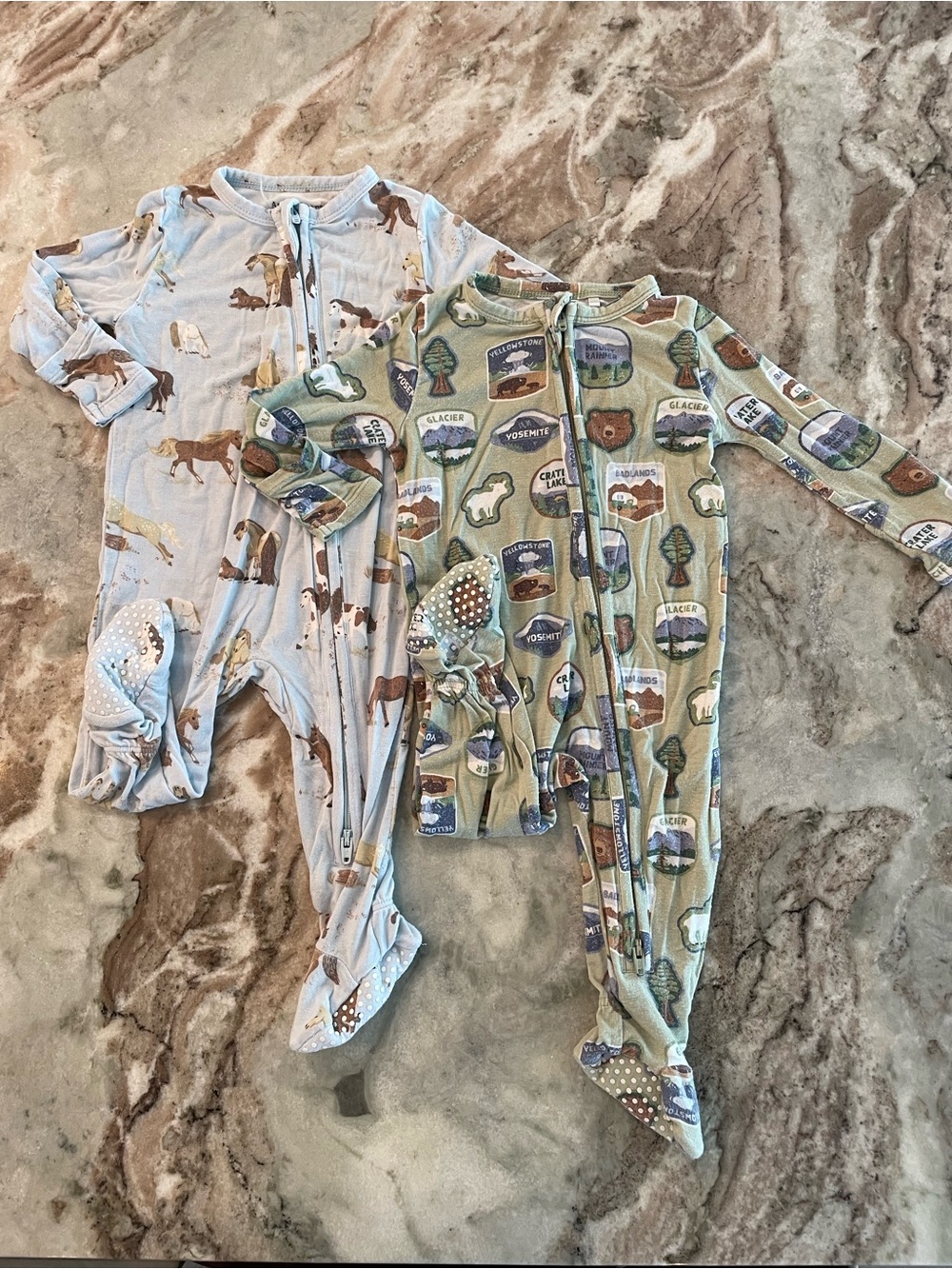 Angel Dear Zipper Footie Pajama Sleeper Set Bamboo 3-6 Months Wilderness Horses